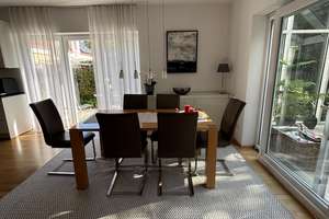 Bestechendes Einfamilienhaus in der wahrscheinlich schönsten Lage von Geisenfeld – Die vollständige Adresse der Immobilie erhältst du vom Anbieter., 85290 Geisenfeld – Vorschaubild 7