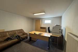 Zweifamilienhaus in ruhiger Lage – Die vollständige Adresse der Immobilie erhältst du vom Anbieter., 92286 Rieden – Vorschaubild 30