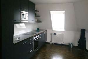 Möblierte, geräumige und gepflegte 1 1/2-Zimmer-DG-Wohnung im Heusteigviertel in Stuttgart – Strohberg 7, 70180 Lehen, Stuttgart – Vorschaubild 4