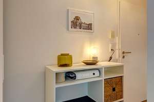 Möbliert: Großzügige 1-Zimmer Wohnung mit Balkon – 80997 Allach, München – Vorschaubild 9