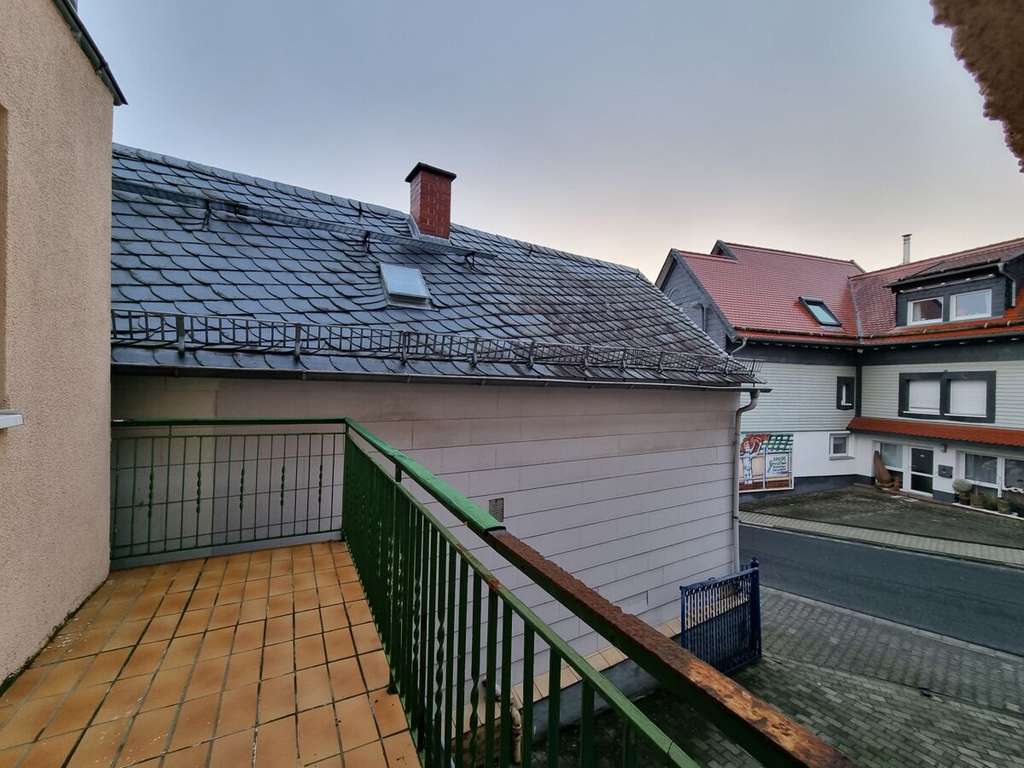 Immobilie in Neu-Anspach - Dieses Eigenheim mit kleiner Einliegerwohnung bietet Ihnen viel Platz! - Bild 2