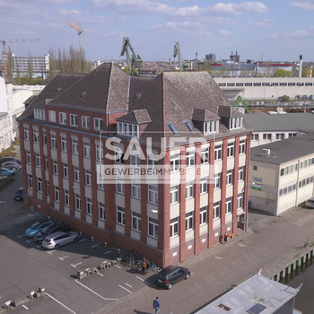 390 m² Büroeinheit in Neukölln *1198*