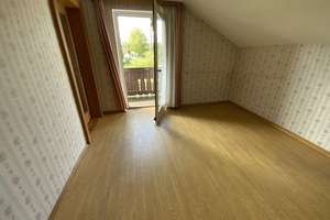Älteres Einfamilienhaus in einer ruhigen Ortsrandlage


  – Die vollständige Adresse der Immobilie erhältst du vom Anbieter., 83549 Eiselfing – Vorschaubild 17
