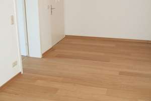 !Gemütliche & moderne Altbauwohnung mit großer Wohnküche, Balkon und Garten am nördl. Rand der City! – Mallinckrodtstraße 105, 44145 Nordmarkt, Dortmund – Vorschaubild 2