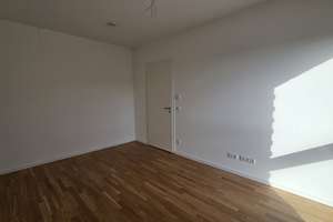 Schöne 2-Zimmer WHG inkl. Tiefgaragenstellplatz – Steinworth 4, 30539 Bemerode, Hannover – Vorschaubild 7