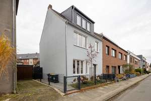 Bremen - Riensberg | Saniertes Reihenhaus mit hochwertiger, geschmackvoller Ausstattung und in beste – Heinstraße 32, 28213 Riensberg, Bremen – Vorschaubild 31