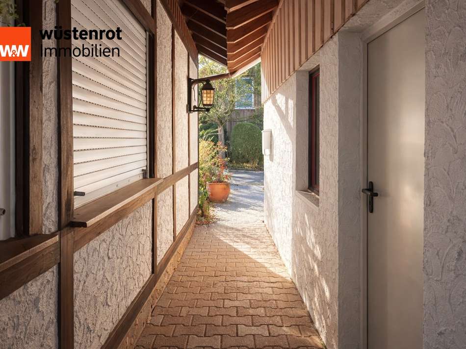 RS19_Außenansicht_Flur_Eingang