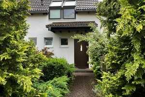 Licht. Raum. Ruhe. – Gepflegte Doppelhaushälfte mit Garten, Kamin & Terrasse in Löcknitz – Zum Wasserturm 6, 17321 Uecker-Randow (Kreis) – Vorschaubild 1