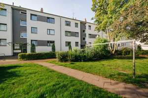 2-Zimmer-Wohnung mit Balkon und Blick ins Grüne