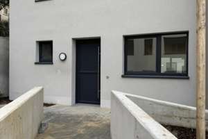 Innenhof | gemütliches Reihenhaus 4-Zi (E3) mit eigenem Garten und Gäste-WC | ab sofort verfügbar! – Waldhausener Straße 130-165, 41061 Gladbach, Mönchengladbach – Vorschaubild 2