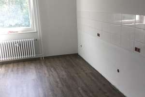 Großzügige 4-Zimmer Wohnung im EG mit Balkon zu vermieten – Kranichstr. 9, 33607 Mitte, Bielefeld – Vorschaubild 4