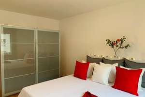 Komplett möblierte 3-Zimmer-Wohnung mit Balkon und EBK – Brunnenstraße 16, 65835 Liederbach am Taunus – Vorschaubild 2