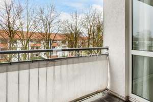 Lichtdurchflutete 2-Zimmer-Wohnung mit charaktervollem Wohnbereich und Loggia – Die vollständige Adresse der Immobilie erhältst du vom Anbieter., 28205 Hulsberg, Bremen – Vorschaubild 4