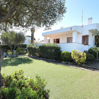 Haus mit Meerblick in Cap de Vol. Exklusivität und Charme in El Port de la Selva.