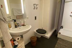 Property thumbnail 9