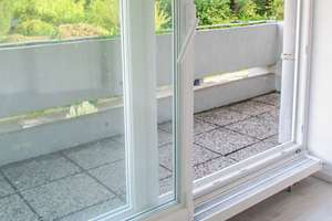 ELEGANTER 3-Zi. TRAUM IN WEISS. 2 TERRASSEN, OFFENER KAMIN, direkt am Unterbacher See – Die vollständige Adresse der Immobilie erhältst du vom Anbieter., 40627 Unterbach, Düsseldorf – Vorschaubild 14