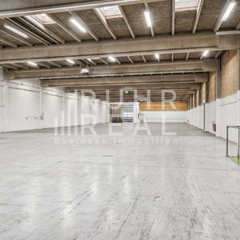 Ebenerdige Lagerhalle mit 1.700 m² | RUHR REAL