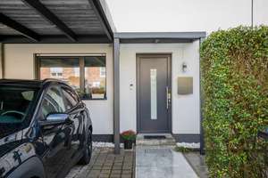 Gepflegte Doppelhaushälfte mit Südgarten, überdachter Terrasse & Doppel-Carport - provisionsfrei – Die vollständige Adresse der Immobilie erhältst du vom Anbieter., 22119 Billstedt, Hamburg – Vorschaubild 2