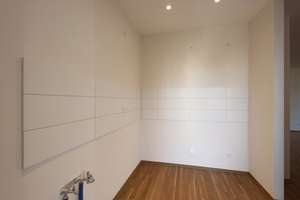 // Nähe Lene-Voigt-Park - Parkett - Balkon - Aufzug // – Schirmerstraße 22, 4318 Anger-Crottendorf, Leipzig – Vorschaubild 9