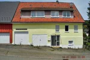 ! Albstadt ! Einfamilienwohnhaus mit Einliegerwohnung in attraktiver Wohnlage von Albstadt-Pfeffinge – Die vollständige Adresse der Immobilie erhältst du vom Anbieter., 72459 Albstadt – Vorschaubild 2