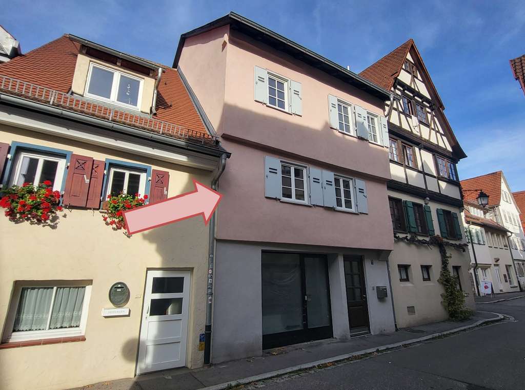 Historisches Einfamilienhaus mit Charme und vielen Zimmern
