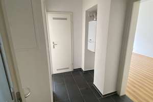 Gut angebundene 3 Zimmer Wohnung in Köln-Buchforst – Mesmerstraße 9, 51065 Buchforst, Köln – Vorschaubild 3