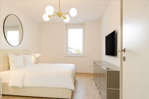 MODERNE 3,5-ZIMMER DG-WOHNUNG MIT LOGGIA, LIFT, TG-STELLPLATZ UND PV-ANLAGE – Die vollständige Adresse der Immobilie erhältst du vom Anbieter., 89233 Neu-Ulm – Vorschaubild 3