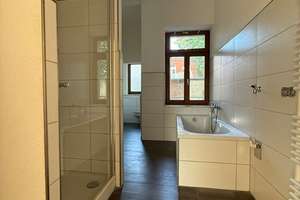 Stilvolle 5-Raum-Wohnung mit zwei Balkonen in Leipzig – Südstraße 5, 4178 Böhlitz-Ehrenberg, Leipzig – Vorschaubild 12