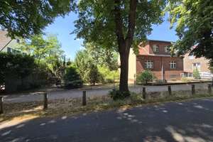 Grundstück mit Bestandsgebäuden und Scheune - großzügiges Baugrundstück für EFH oder DHH in Potsdam – 14480 Drewitz, Potsdam – Vorschaubild 2