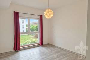 Vier Zimmer auf zwei Ebenen - ruhige Hinterhoflage mit Südterrasse, Garage und Keller – 39112 Sudenburg, Magdeburg – Vorschaubild 16