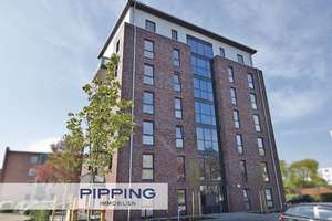 In ruhiger und zentraler Lage:
"3-Zimmer-Wohnung mit Balkon in Hamburg-Lohbrügge"