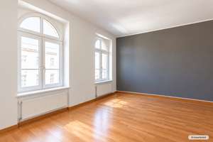 Bezugsfreie DG-Wohnung in der Südvorstadt | Parkett |Tageslichtbad | Einbauküche | Aufzug – 4275 Südvorstadt, Leipzig – Vorschaubild 3
