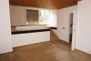 Split-Level-Haus mit Potenzial Nbg. - Eibach – Die vollständige Adresse der Immobilie erhältst du vom Anbieter., 90451 Röthenbach Ost, Nürnberg – Vorschaubild 3