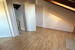 Modernisierte DHH in absoluter Top-Lage/ Garten & Balkon/ Ubahn Nähe – Die vollständige Adresse der Immobilie erhältst du vom Anbieter., 81477 Obersendling, München – Vorschaubild 19