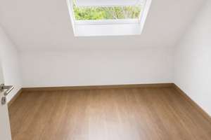 Schöne 3,5 Zimmer Dachgeschosswohnung sucht Mieter – Sedanstrasse 16, 47229 Friemersheim, Duisburg – Vorschaubild 16