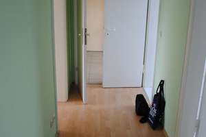 Gemütliche 3,5-R-Whg. (Arb.Zi. separat!) - 3er-WG bes. gut geeignet!!! – Schadowstraße 11, 45143 Holsterhausen, Essen – Vorschaubild 8