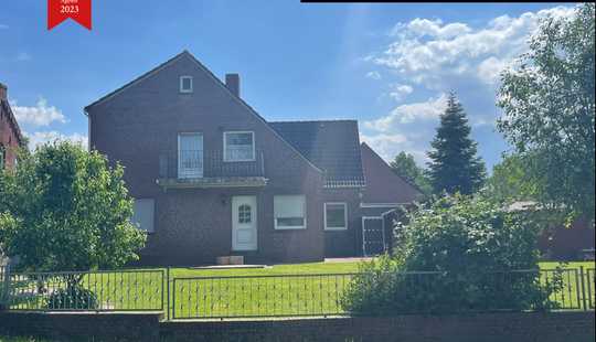 Bild von Großes Haus mit vielfältigen Möglichkeiten:
Gepflegtes Einfamilienhaus mit großem Garten und 2 Gara