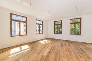 Großzügige 1-Zimmer-Wohnung am Waldplatz