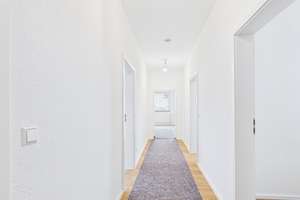 Wohnen mit Charakter: 4-Zimmer-Wohnung mit Hausmeistertätgikeit in Neu-Ulm – Die vollständige Adresse der Immobilie erhältst du vom Anbieter., 89231 Neu-Ulm – Vorschaubild 8