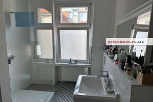 IMMOBERLIN.DE - Einzugsbereite kernsanierte Stuck-Altbauwohnung mit Balkon & Lift in Ruhelage – Die vollständige Adresse der Immobilie erhältst du vom Anbieter., 10623 Charlottenburg, Berlin – Vorschaubild 8