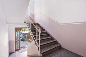 Wohnen am Pfannenstiel - Altbau mit Potential - Ohne Käuferprovision – Am Pfannenstiel 9, 86153 Rechts der Wertach, Augsburg – Vorschaubild 2