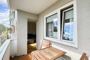 Zum 1.10 *Möbl. Wohnung mit sonnigem Süd-Balkon, ruhig Parkstadt Bogenhausen – Buschingstrasse 0, 81677 München – Vorschaubild 2