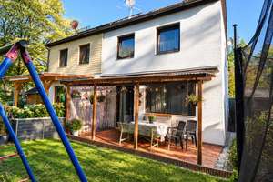 DHH 4 Zi. zzgl. Benefitfläche, Garten, renovierungsbedürftig mit viel Gestaltungspotenzial/ERBPACHT
