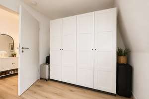 Vollmöblierte 2,5-Zimmer-Maisonette mit Tageslichtbad & Kellerraum - Neubau 2024 in Köln Mülheim! – Bergisch Gladbacher Str. 135-137, 51065 Mülheim (Ortsteil), Köln – Vorschaubild 23