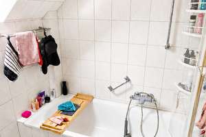 Gemütliche 2-Zi.-Dachgeschosswohnung mit Balkon in S-Untertürkheim – Die vollständige Adresse der Immobilie erhältst du vom Anbieter., 70327 Untertürkheim (Ortsteil), Stuttgart – Vorschaubild 7