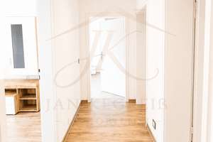Gepflegte 2-Zimmer-Wohnung in zentraler Lage – ideal zur Eigennutzung oder Kapitalanlage – Die vollständige Adresse der Immobilie erhältst du vom Anbieter., 75175 Au, Pforzheim – Vorschaubild 3