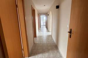 Lebendiges Miteinander: 3-Zimmer-Wohnung in Poxdorf – Die vollständige Adresse der Immobilie erhältst du vom Anbieter., 91099 Poxdorf – Vorschaubild 5