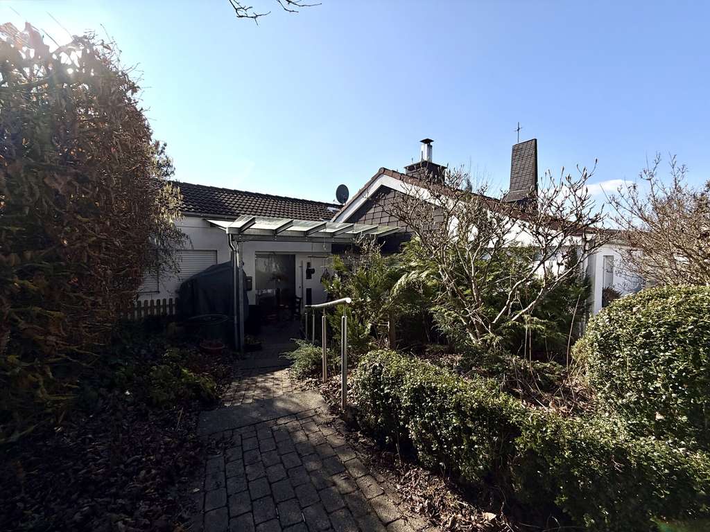 Immobilie in Burbach - Einfamilienhaus in schöner Südhanglage von Burbach-Würgendorf - Bild 0