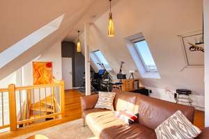 DREAMHOUSE Immobilien: Attraktiver Dachgeschossausbau mit großzügigem Grundriss – Die vollständige Adresse der Immobilie erhältst du vom Anbieter., 22763 Ottensen, Hamburg – Vorschaubild 8