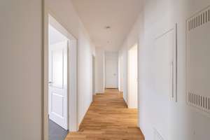 Helle, geräumige 3-RW mit Balkon - WE06